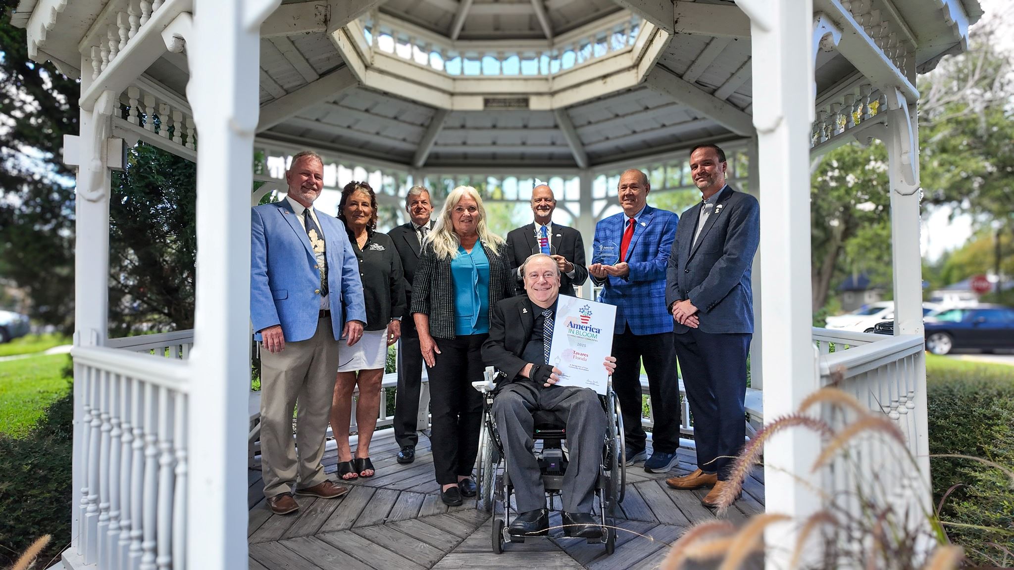 America in Bloom Awards pictured with City Council